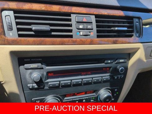 Used 2011 BMW 328i Sedan RWD image 18