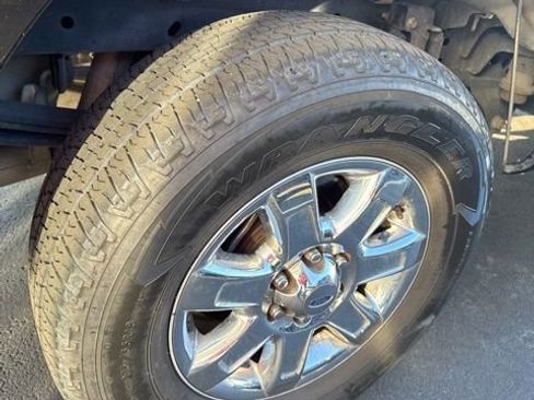 Used 2014 Ford F150 XLT w/ Equipment Group 302A Luxury image 12