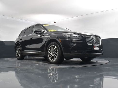 Used 2022 Lincoln Corsair Standard w/ Equipment Group 101A image 38