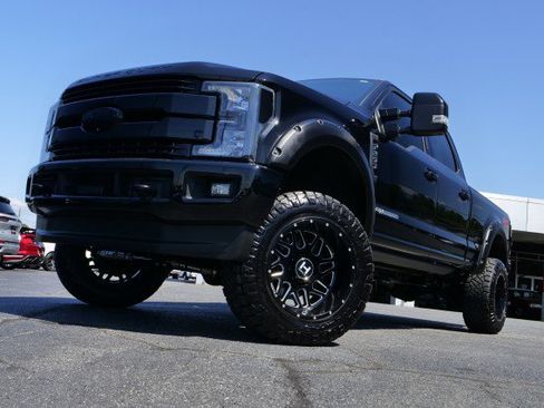 Used 2018 Ford F250 Lariat w/ Lariat Ultimate Package AWD/4WD image 56