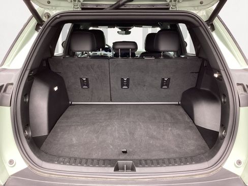 Used 2025 Chevrolet Equinox LT w/ Convenience Package II image 16