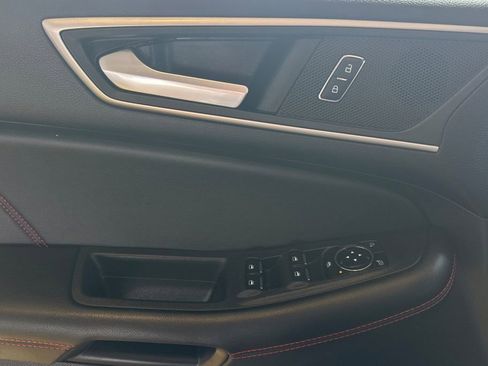 Used 2023 Ford Edge ST-Line AWD/4WD image 12