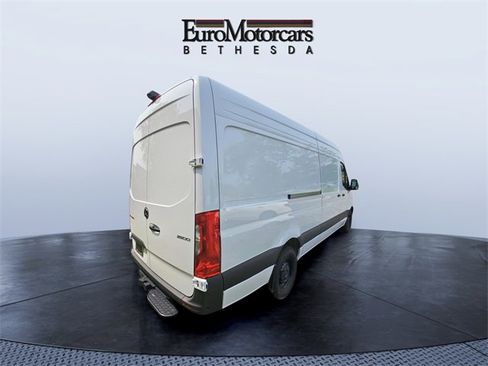 New 2025 Mercedes-Benz Sprinter 2500 image 4