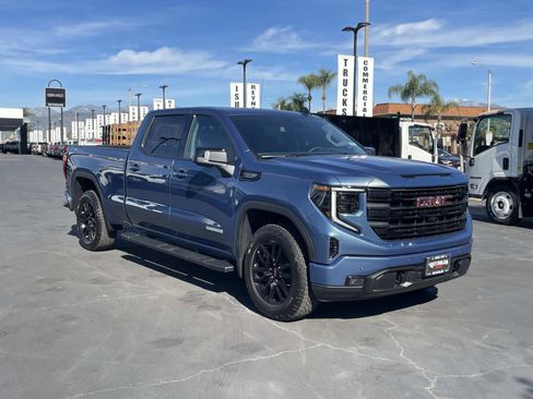 New 2026 GMC Sierra 1500 Elevation w/ Elevation Premium Package image 3