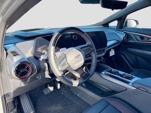 New 2026 Chevrolet Equinox EV RS AWD/4WD image 23