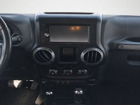 Used 2014 Jeep Wrangler Sport AWD/4WD image 20