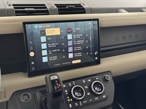 Used 2024 Land Rover Defender 110 X image 21