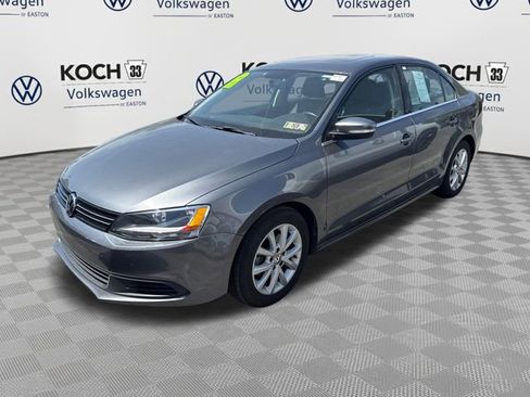 Used 2014 Volkswagen Jetta SE FWD image 3