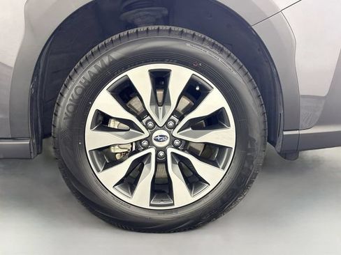 Used 2023 Subaru Outback Limited AWD/4WD image 34