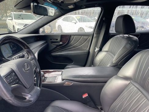Used 2020 Lexus LS 500 AWD image 11