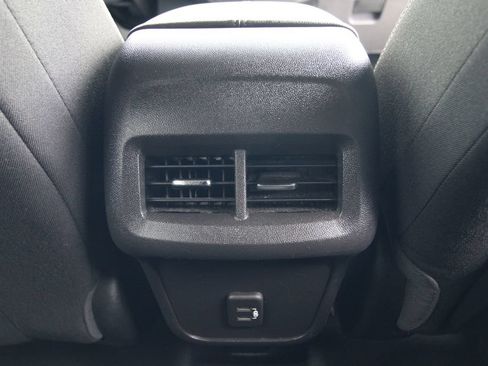Used 2024 GMC Terrain SLE w/ Driver Convenience Package AWD/4WD image 39