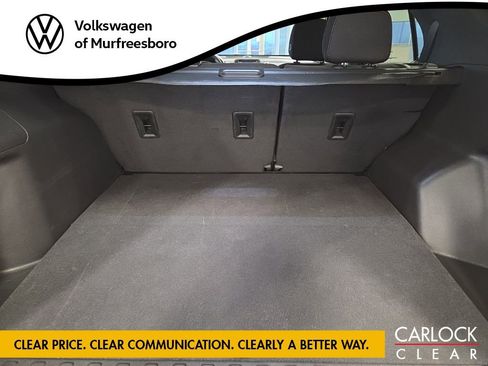 Used 2024 Chevrolet Equinox LT FWD image 18