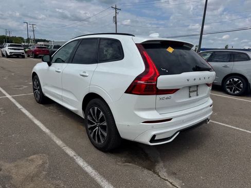Used 2024 Volvo XC60 B5 Plus AWD/4WD image 8