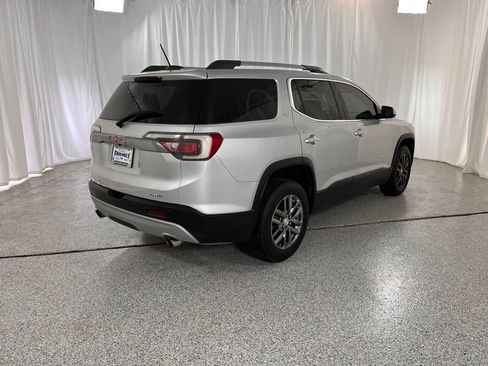 Used 2019 GMC Acadia SLT w/ LPO, Black Accent Package AWD/4WD image 5