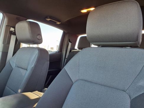 Used 2025 Chevrolet Colorado Trail Boss image 18