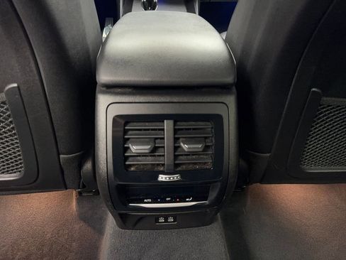 Used 2024 BMW X3 sDrive30i w/ Convenience Package image 73