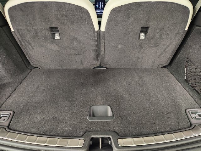 Used 2025 Volvo EX90 Plus AWD/4WD image 32
