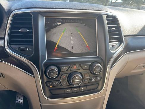 Used 2014 Jeep Grand Cherokee Limited RWD image 14