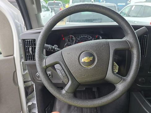 Used 2025 Chevrolet Express 2500 w/ Driver Convenience Package RWD image 8