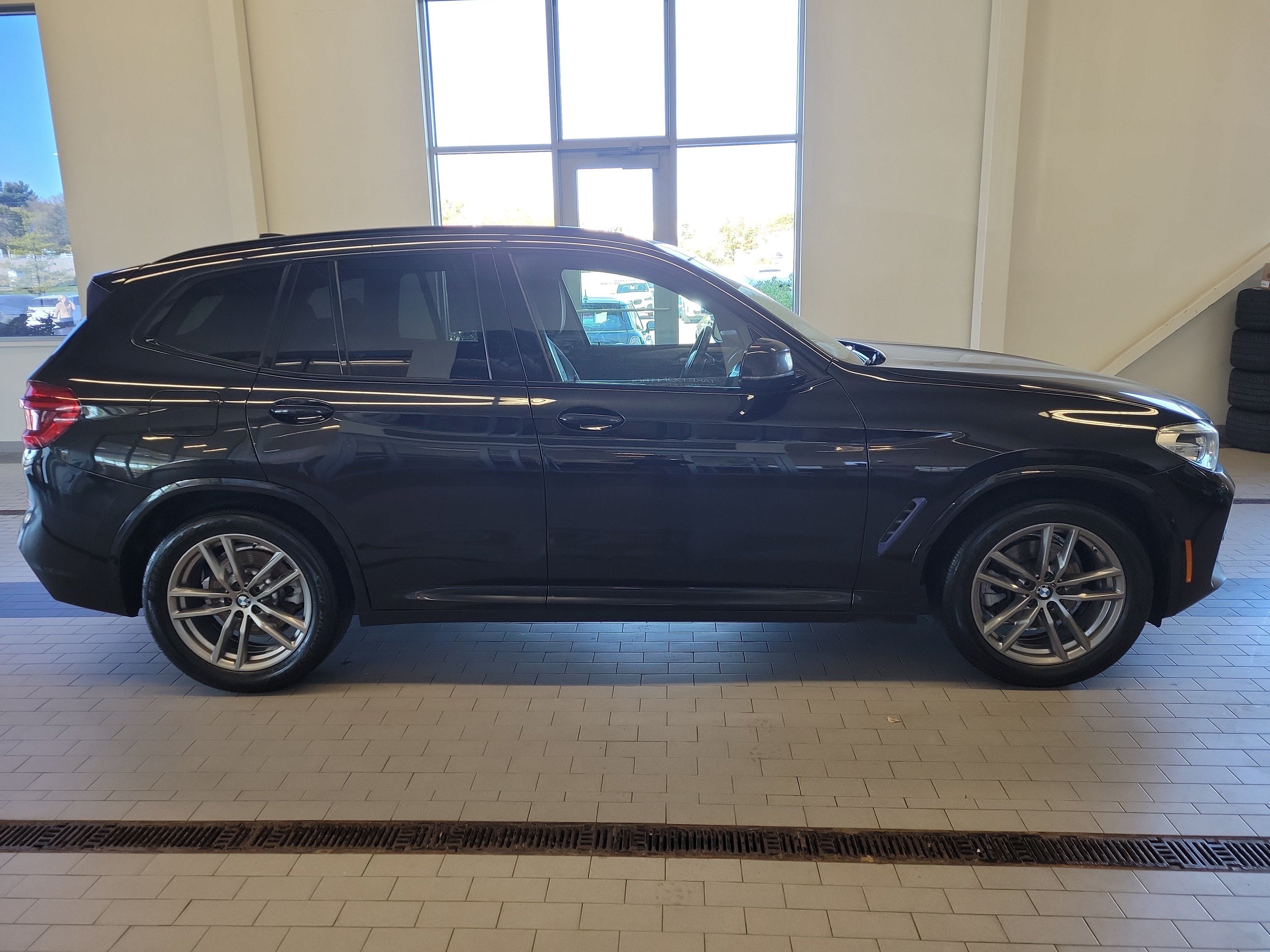 Used 2021 BMW X3 xDrive30i w/ M Sport Package AWD/4WD image 4
