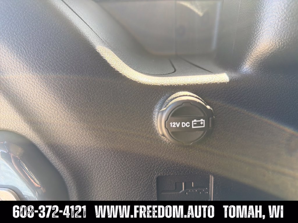Used 2026 Jeep Wrangler Unlimited Sahara AWD/4WD image 31