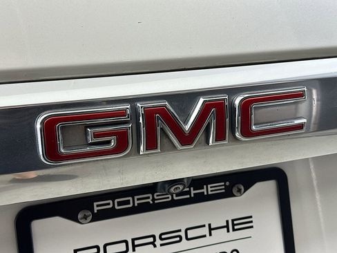 Used 2022 GMC Yukon Denali image 35