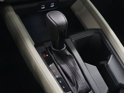 Certified 2025 Honda Accord SE image 30