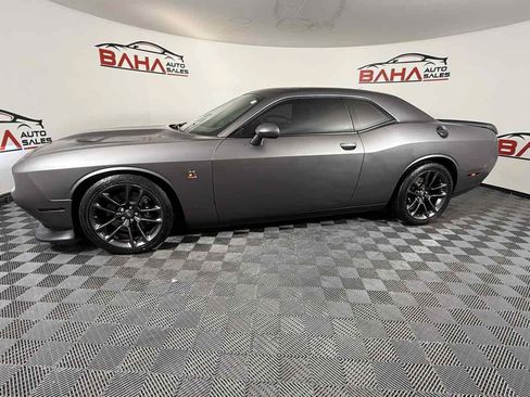 Used 2020 Dodge Challenger R/T Scat Pack w/ Driver Convenience Group RWD image 6