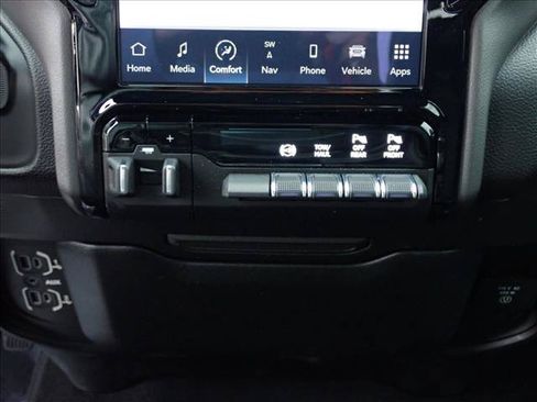 Used 2022 RAM 2500 Laramie AWD/4WD image 20