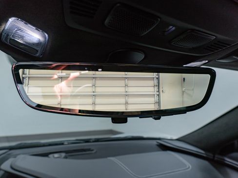 Used 2024 Chevrolet Corvette Stingray Premium Cpe w/ 3LT image 18