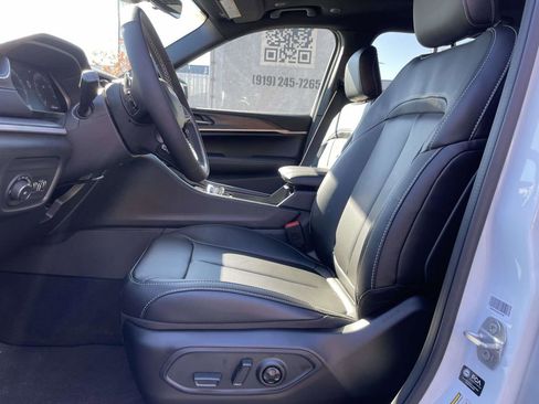 New 2025 Jeep Grand Cherokee L Limited w/ Trailer Tow Package image 23