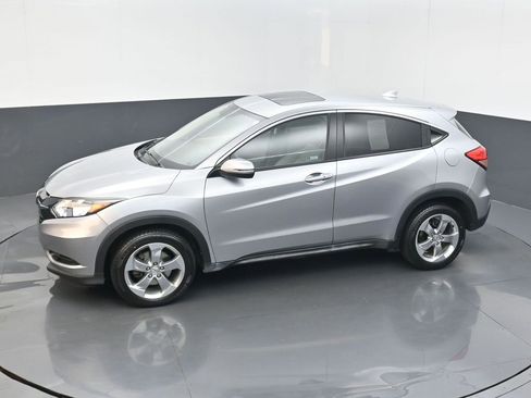 Certified 2017 Honda HR-V EX image 12