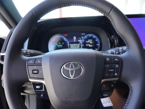 New 2026 Toyota Crown Signia AWD/4WD image 24