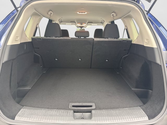 Used 2023 Nissan Rogue SV AWD/4WD image 19