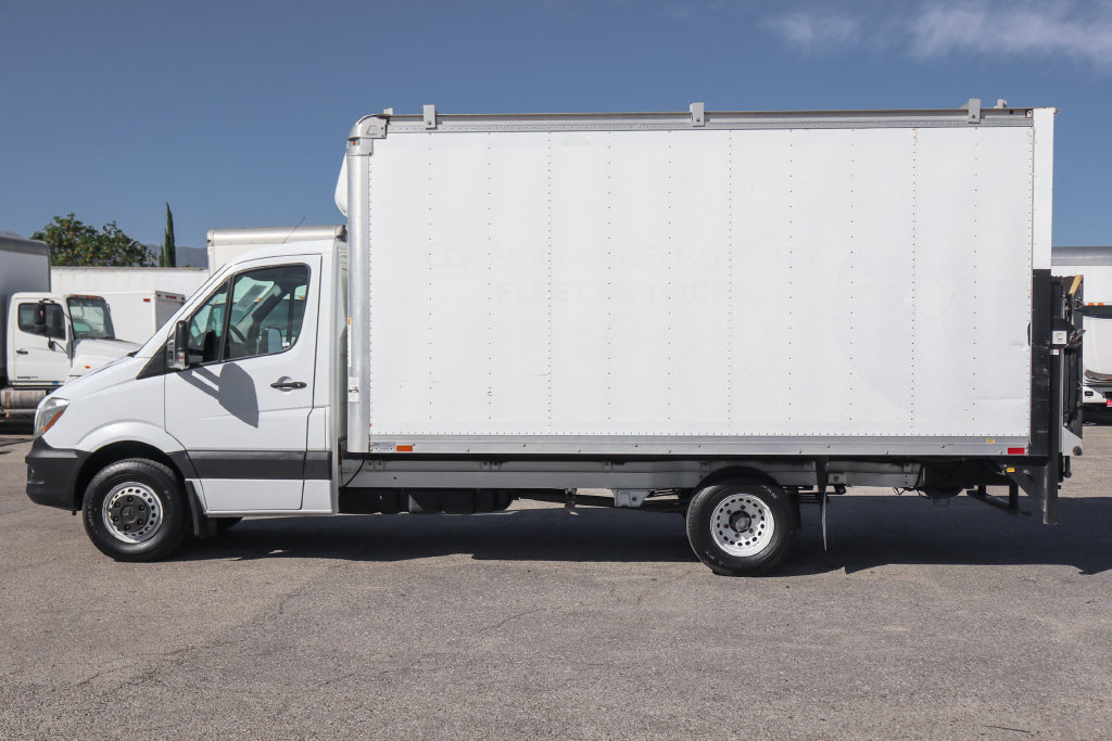 Used 2017 Mercedes-Benz Sprinter 3500 image 5