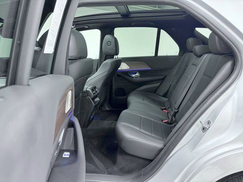 Certified 2025 Mercedes-Benz GLE 450e 4MATIC image 18