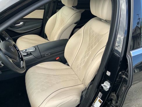 Used 2017 Mercedes-Benz S 550 Sedan image 16
