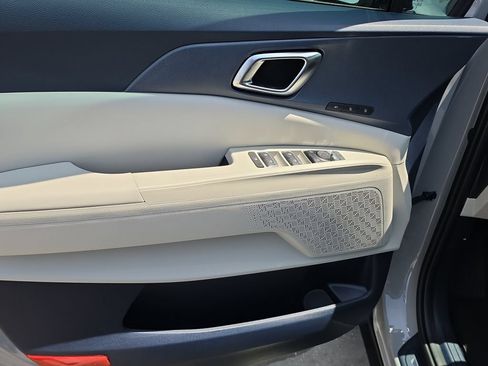 New 2026 Kia Carnival SX FWD image 18