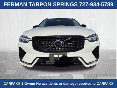 Certified 2025 Volvo XC60 B5 Core image 3