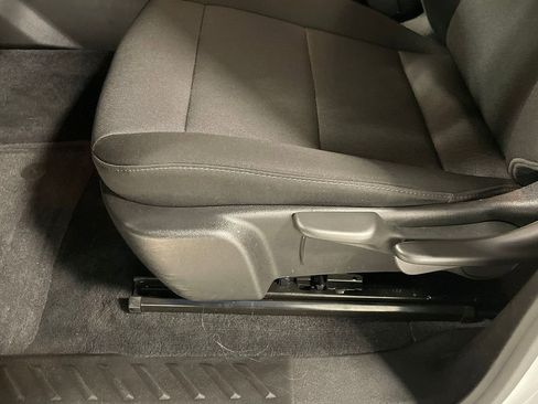 Used 2025 Chevrolet Colorado Trail Boss AWD/4WD image 22