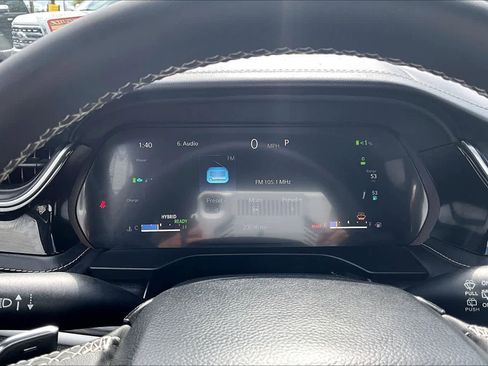 Used 2023 Jeep Grand Cherokee 4WD 4xe w/ Luxury Tech Group II image 18