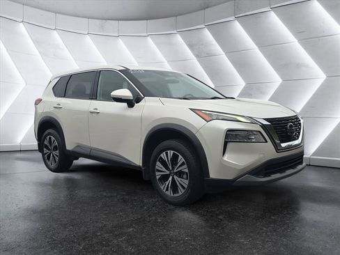 Used 2021 Nissan Rogue SV FWD image 7