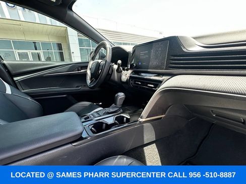 Used 2025 Toyota Camry SE w/ Convenience Package FWD image 25