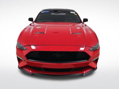Used 2022 Ford Mustang Coupe w/ Black Accent Package RWD image 7