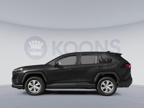 Used 2025 Toyota RAV4 LE FWD image 4
