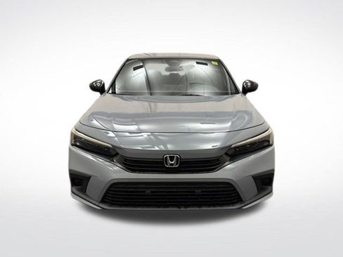 Used 2023 Honda Civic Sport image 2