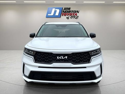 Used 2022 Kia Sorento S FWD image 2
