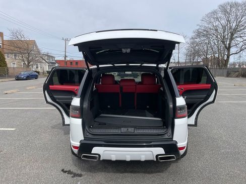 Used 2019 Land Rover Range Rover Sport Supercharged image 24