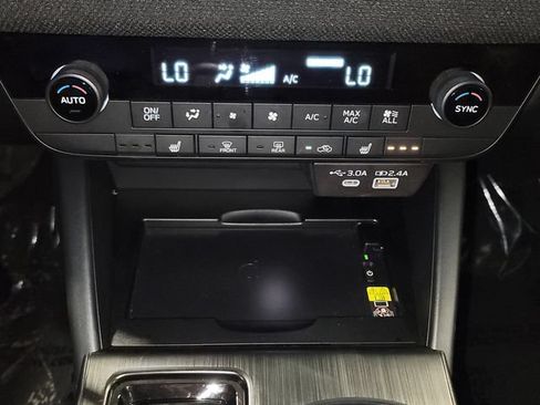 Certified 2026 Subaru Outback Limited AWD/4WD image 31