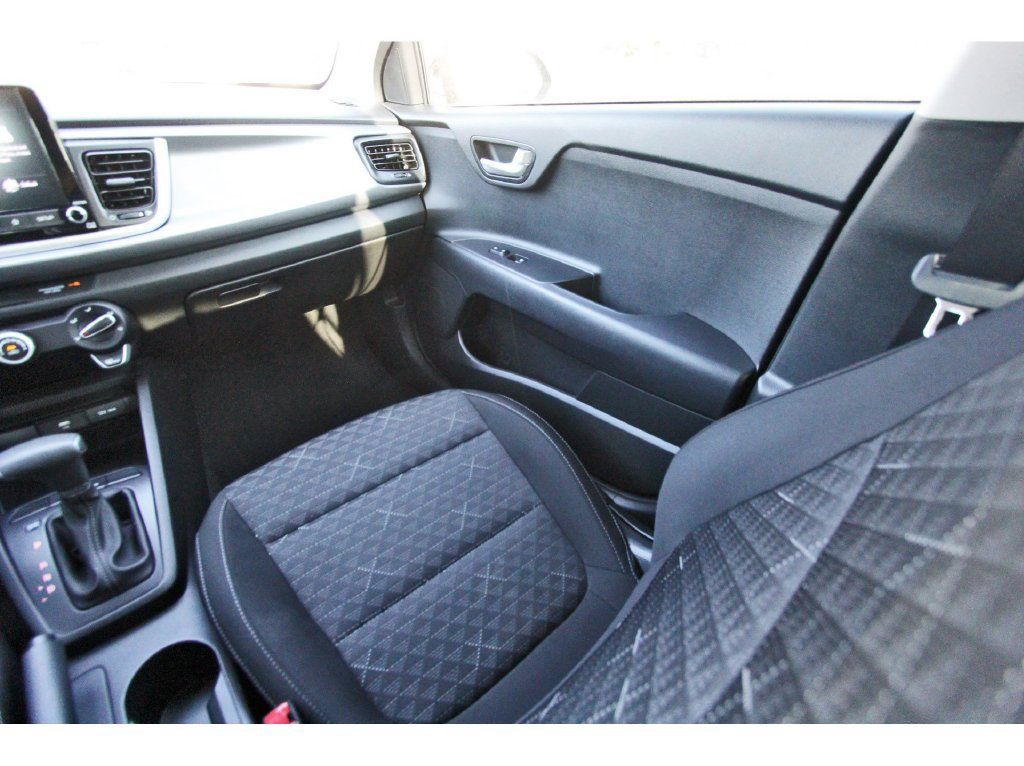 Used 2023 Kia Rio LX FWD image 12